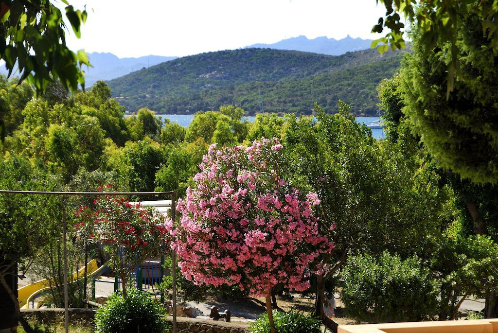 Camping Village Capo D'Orso Palau Exterior photo